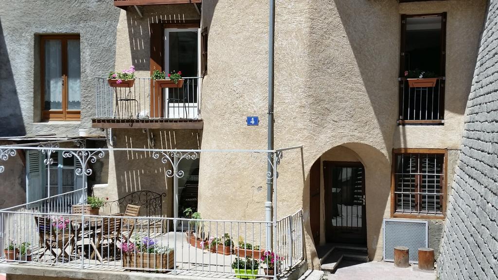 Maison A Tour Briancon Zewnętrze zdjęcie