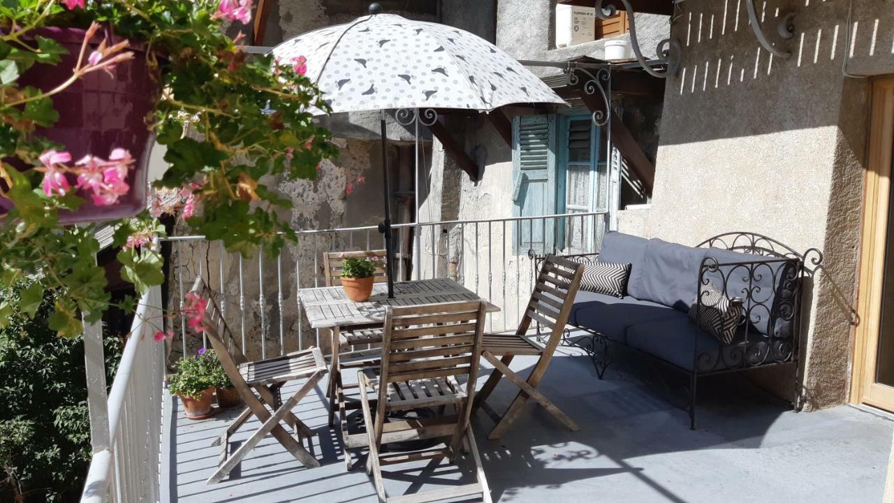 Maison A Tour Briancon Zewnętrze zdjęcie